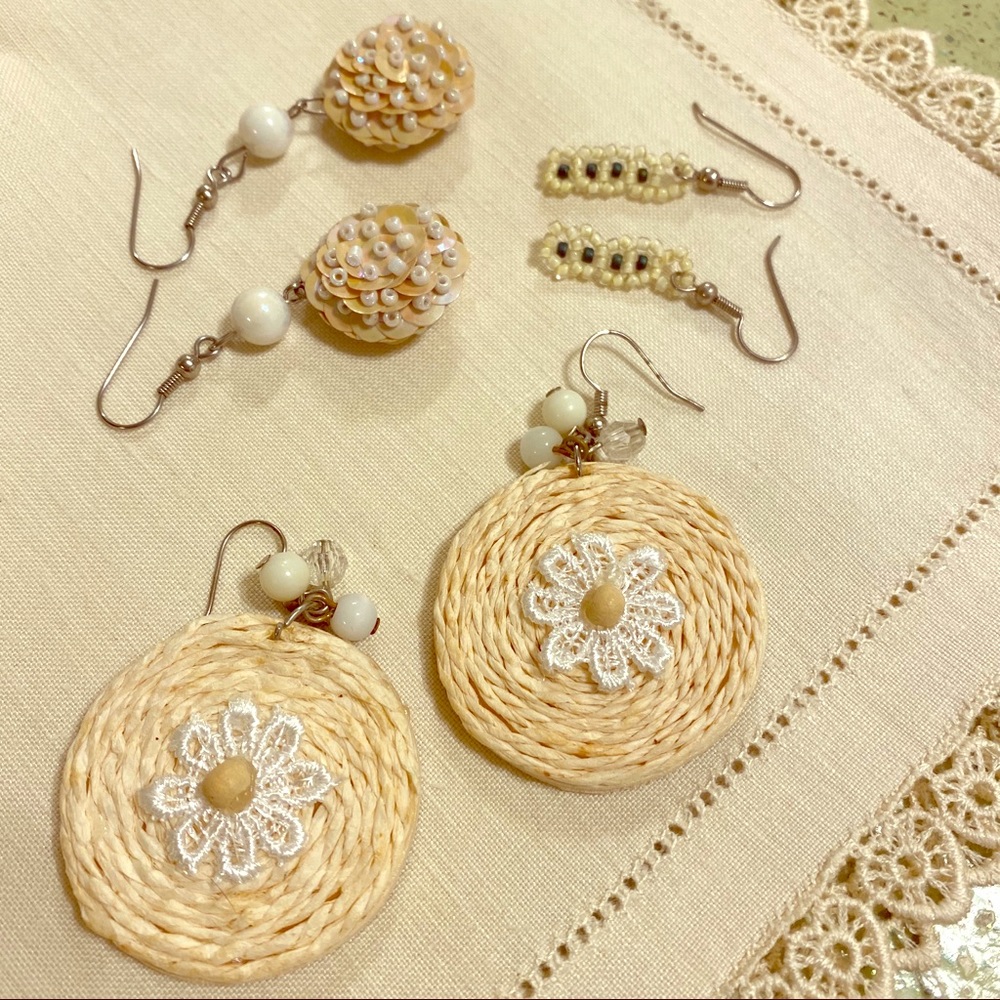 🌼Lot of 3  beach style neutral Vintage Handmade earrings retro